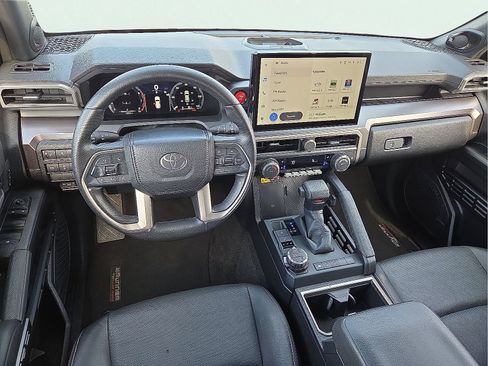 Used 2025 Toyota 4Runner TRD Off-Road Premium w/ Tow Technology Package AWD/4WD image 11