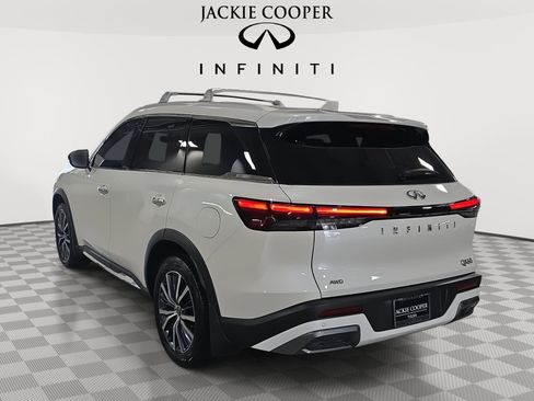 Certified 2024 INFINITI QX60 Sensory image 7