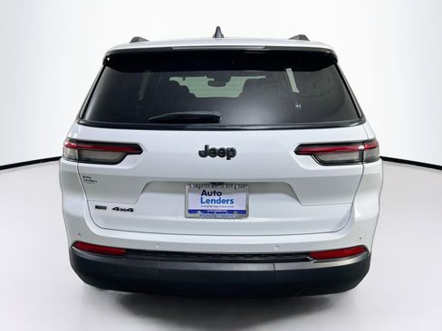 Used 2022 Jeep Grand Cherokee L Laredo image 6