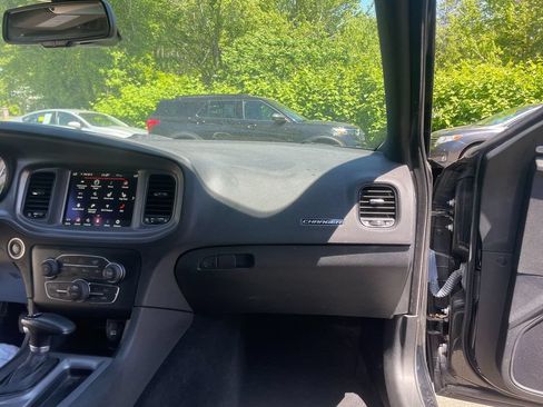 Used 2023 Dodge Charger SXT w/ Blacktop Package AWD/4WD image 29