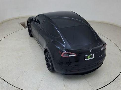 Used 2024 Tesla Model Y Long Range image 77