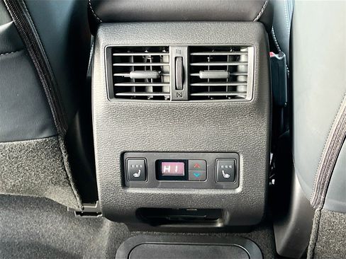 New 2025 Mitsubishi Outlander SEL Black Edition image 25