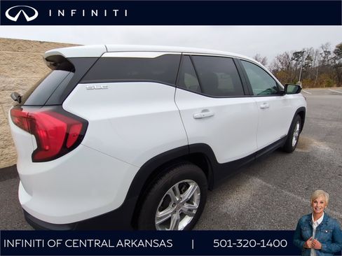 Used 2020 GMC Terrain SLE image 4