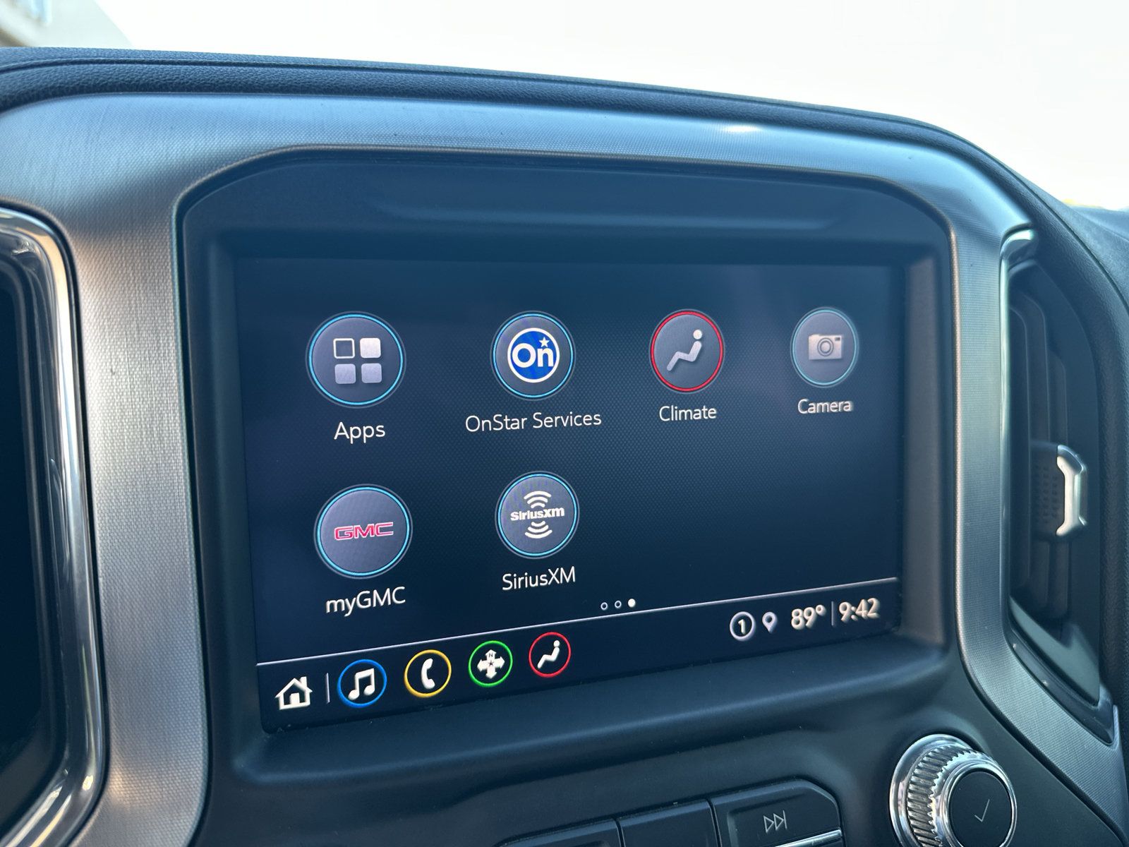 Used 2021 GMC Sierra 1500 Elevation w/ Preferred Package AWD/4WD image 24
