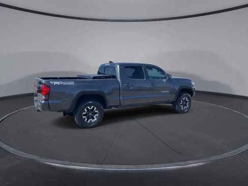 Certified 2019 Toyota Tacoma TRD Off-Road w/ Technology Package AWD/4WD image 9