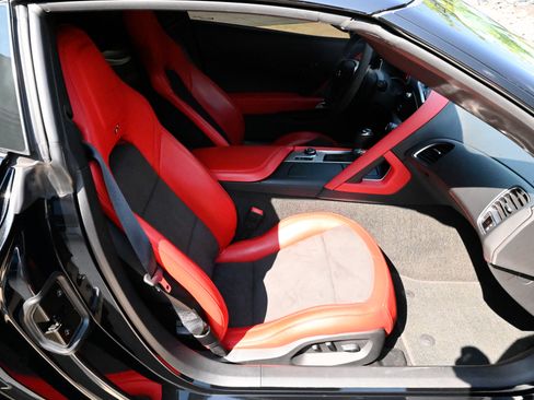 Used 2019 Chevrolet Corvette Z06 RWD image 37
