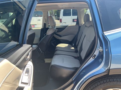 Used 2019 Subaru Forester Limited AWD/4WD image 12