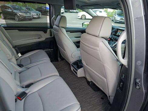 Used 2023 Honda Odyssey Elite image 31