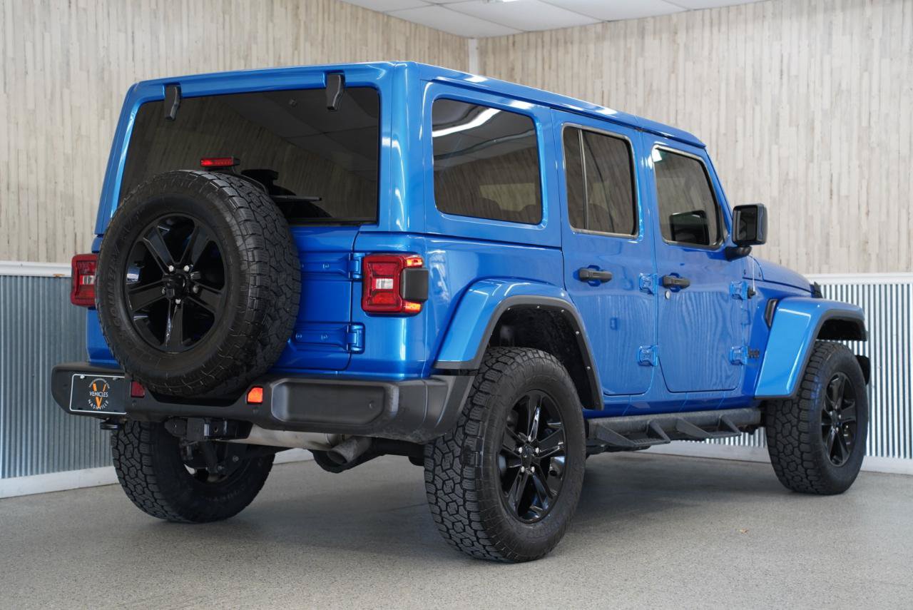 Used 2021 Jeep Wrangler Unlimited Sahara AWD/4WD image 10