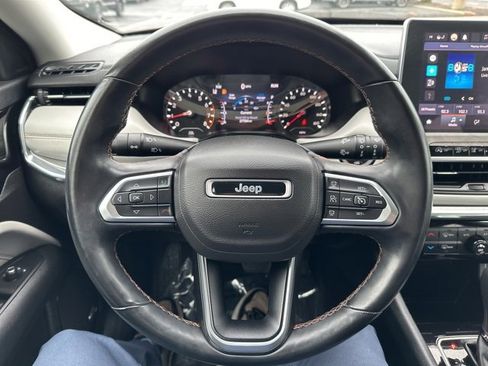 Used 2022 Jeep Compass Limited w/ Sun and Sound Group image 16