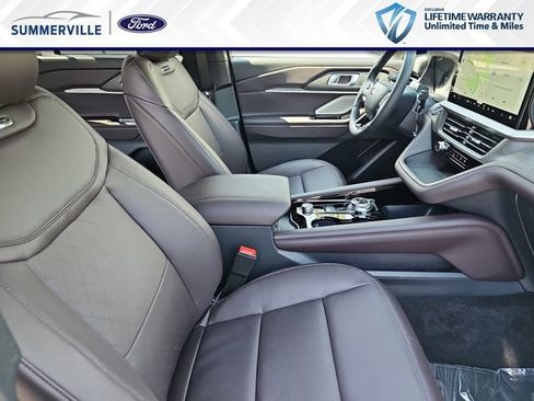 New 2026 Ford Explorer Platinum RWD image 12