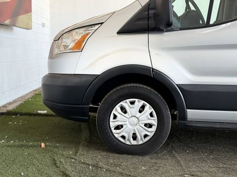 Used 2019 Ford Transit 350 XLT image 11