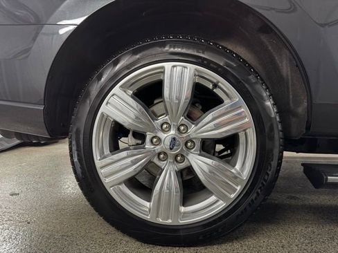 Used 2024 Ford Expedition Platinum image 31