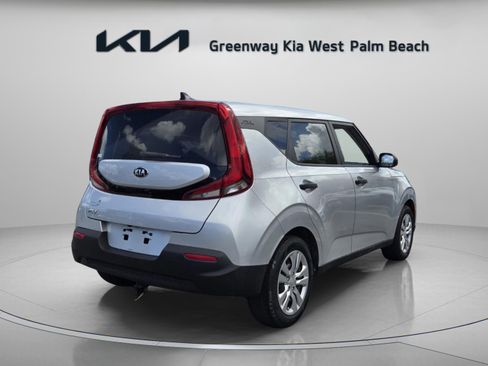 Used 2021 Kia Soul LX image 7