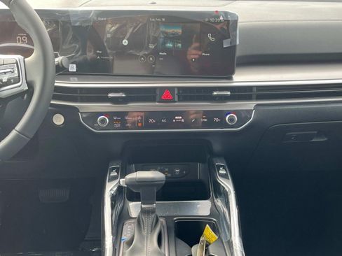New 2025 Kia Sorento S w/ Panoramic Sunroof Package image 15