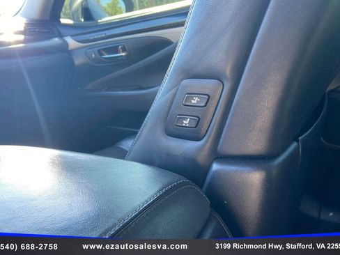 Used 2015 Lexus LS 460 w/ Comfort Package RWD image 30