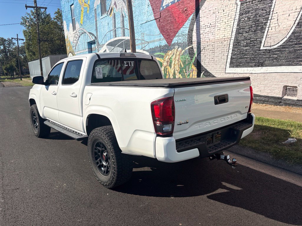 Used 2021 Toyota Tacoma SR AWD/4WD image 5