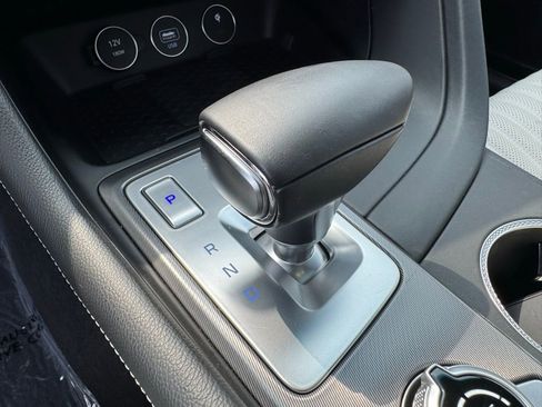 Used 2024 Genesis G70 3.3T Advanced image 33