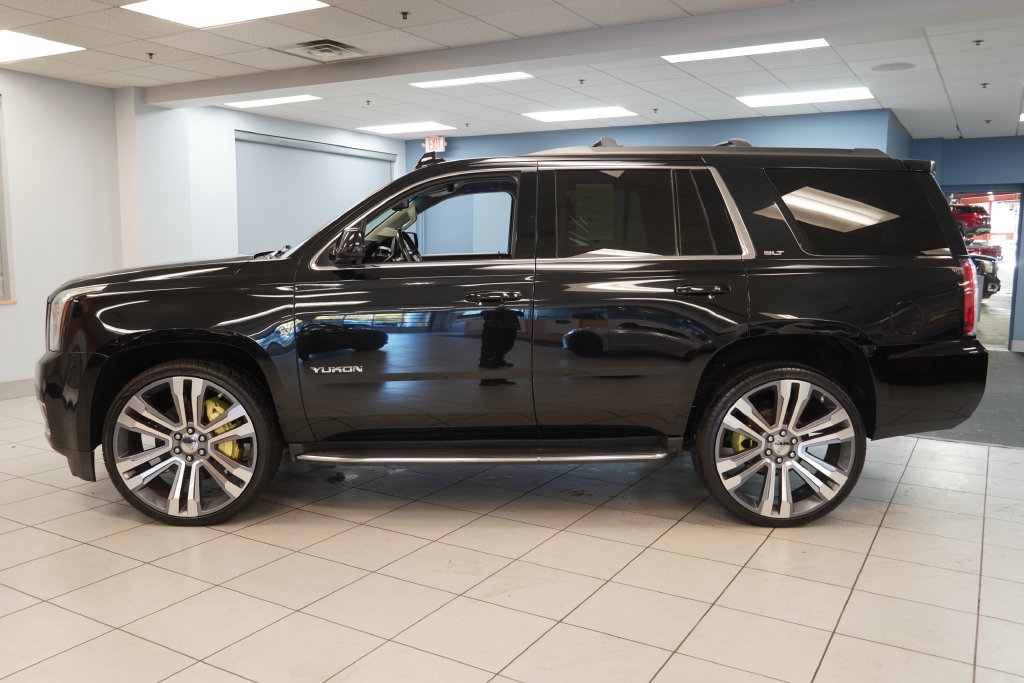 Used 2017 GMC Yukon SLT AWD/4WD image 2