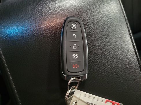 Used 2019 Ford Flex Limited image 17