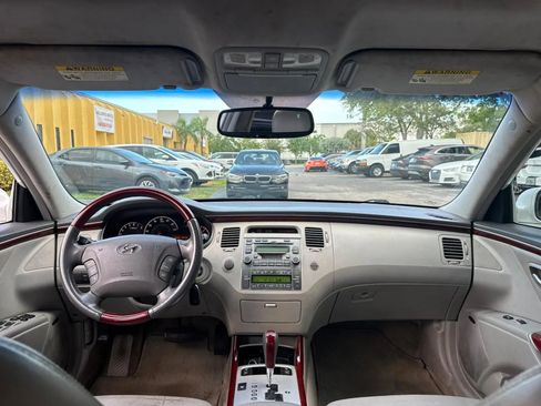 Used 2006 Hyundai Azera SE image 9