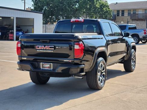 Used 2024 GMC Canyon AT4 w/ AT4 Premium Package AWD/4WD image 14
