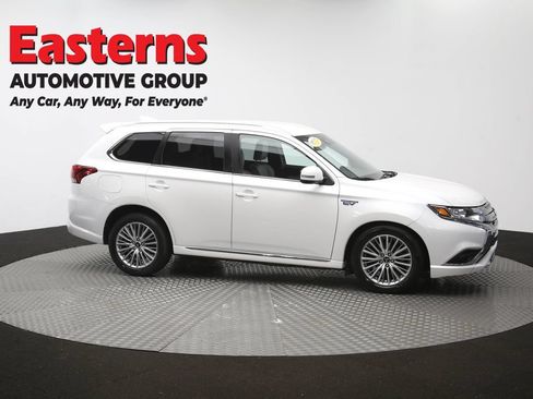 Used 2020 Mitsubishi Outlander SEL AWD/4WD image 46