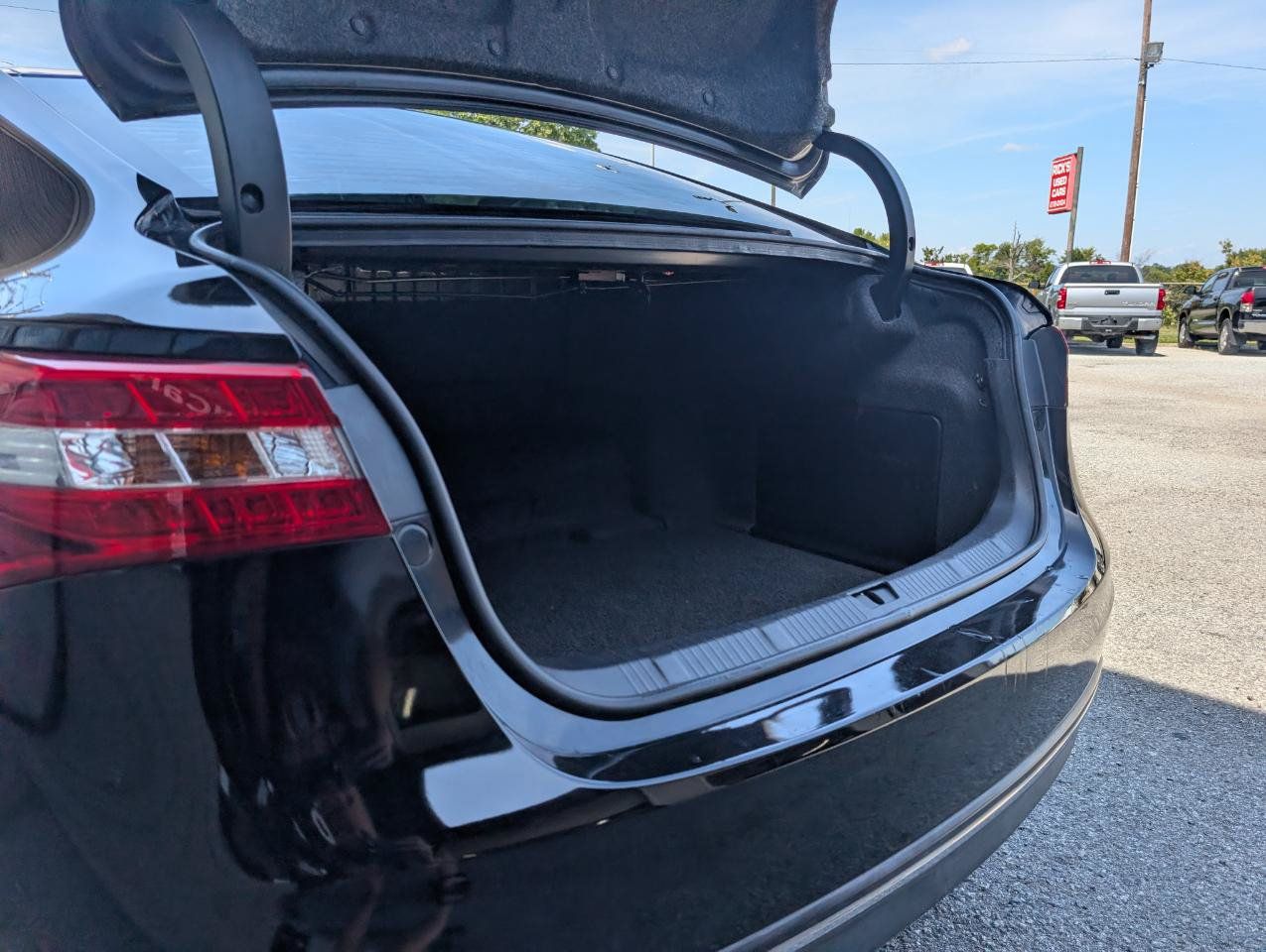 Used 2014 Toyota Avalon XLE Touring FWD image 24