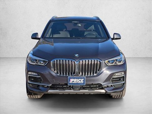 Used 2019 BMW X5 xDrive40i w/ Executive Package image 2