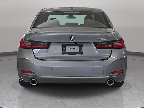 Certified 2023 BMW 330i Sedan w/ Premium Package RWD image 8
