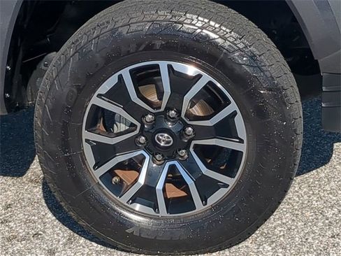 Certified 2020 Toyota Tacoma TRD Sport image 11