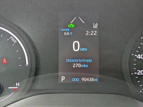 Used 2021 Toyota Sienna XLE image 11