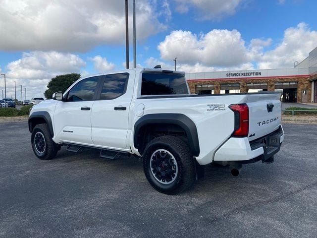 Used 2024 Toyota Tacoma TRD Off-Road AWD/4WD image 6
