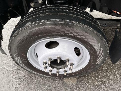 Used 2026 Ford F450 XL w/ XL Chrome Package image 21