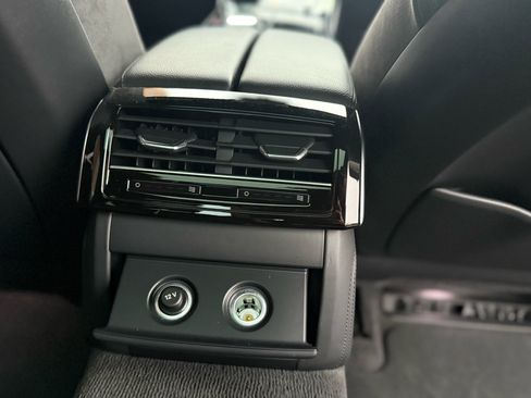 Used 2019 Audi A8 L 3.0T image 37