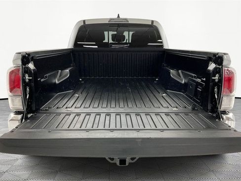 Used 2023 Toyota Tacoma TRD Off-Road image 7