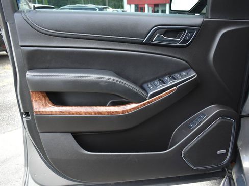 Used 2017 Chevrolet Tahoe Premier RWD image 37
