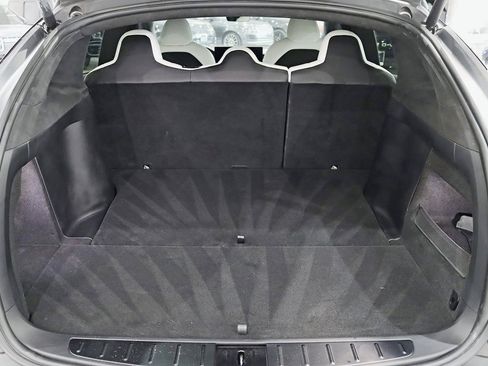 Used 2022 Tesla Model X image 35