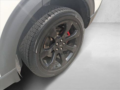 Used 2021 Ford Explorer ST w/ Equipment Group 401A AWD/4WD image 21