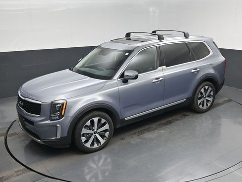 Certified 2022 Kia Telluride S image 41
