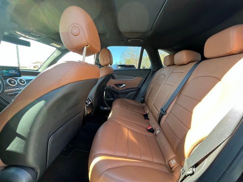 Used 2020 Mercedes-Benz GLC 300 GLC 300 image 21