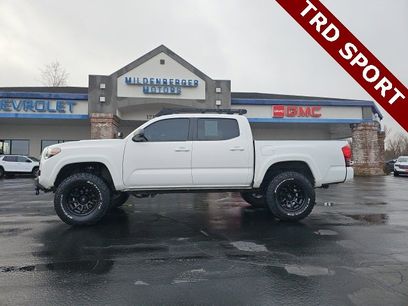 Used 2016 Toyota Tacoma TRD Sport