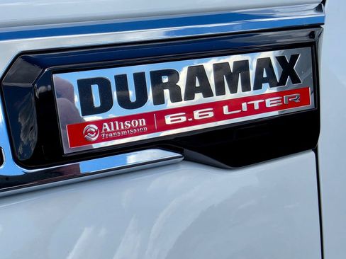 Used 2024 GMC Sierra 2500 SLE w/ SLE Value Package; AWD/4WD image 17