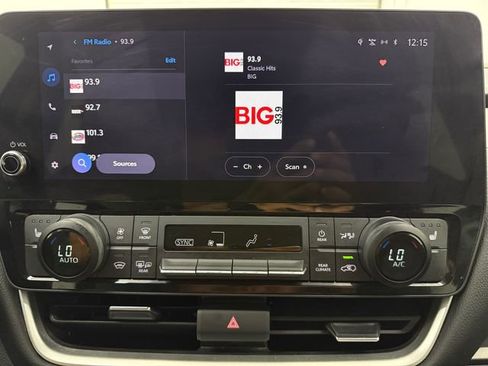 Used 2024 Toyota Grand Highlander XLE image 17