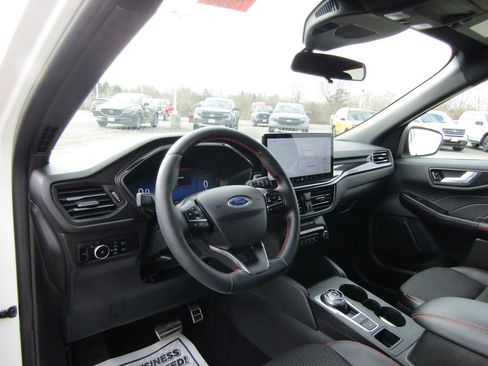 Used 2023 Ford Escape ST-Line Select w/ Tech Pack #2 image 13