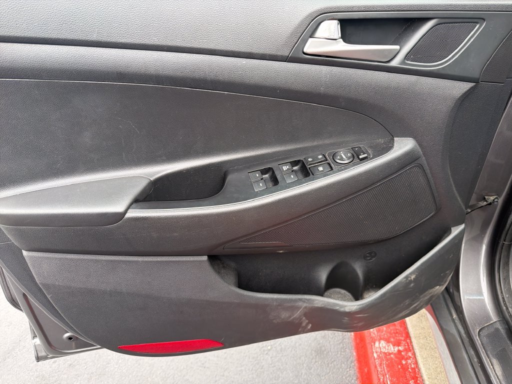 Used 2020 Hyundai Tucson SE FWD image 10