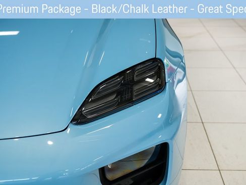 Used 2025 Porsche Macan 4S Electric AWD/4WD image 27