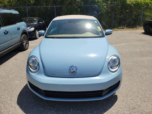 Used 2014 Volkswagen Beetle 2.5 image 2