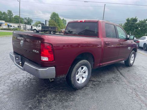 Used 2021 RAM 1500 Classic SLT AWD/4WD image 9