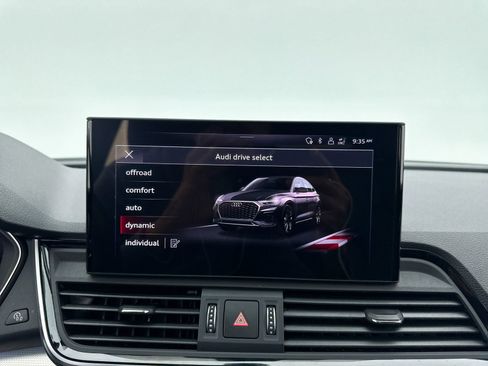 Used 2024 Audi Q5 2.0T Premium Plus image 12